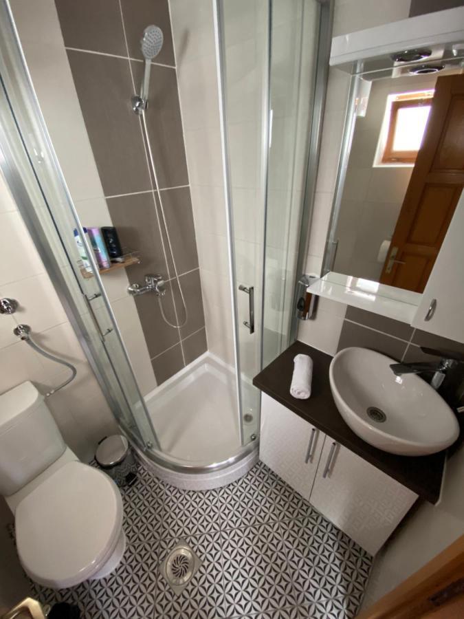 Strawberry Center Apartment